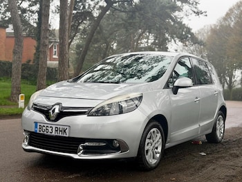 Used Renault Scenic 2013 for sale - 77813115: Photo