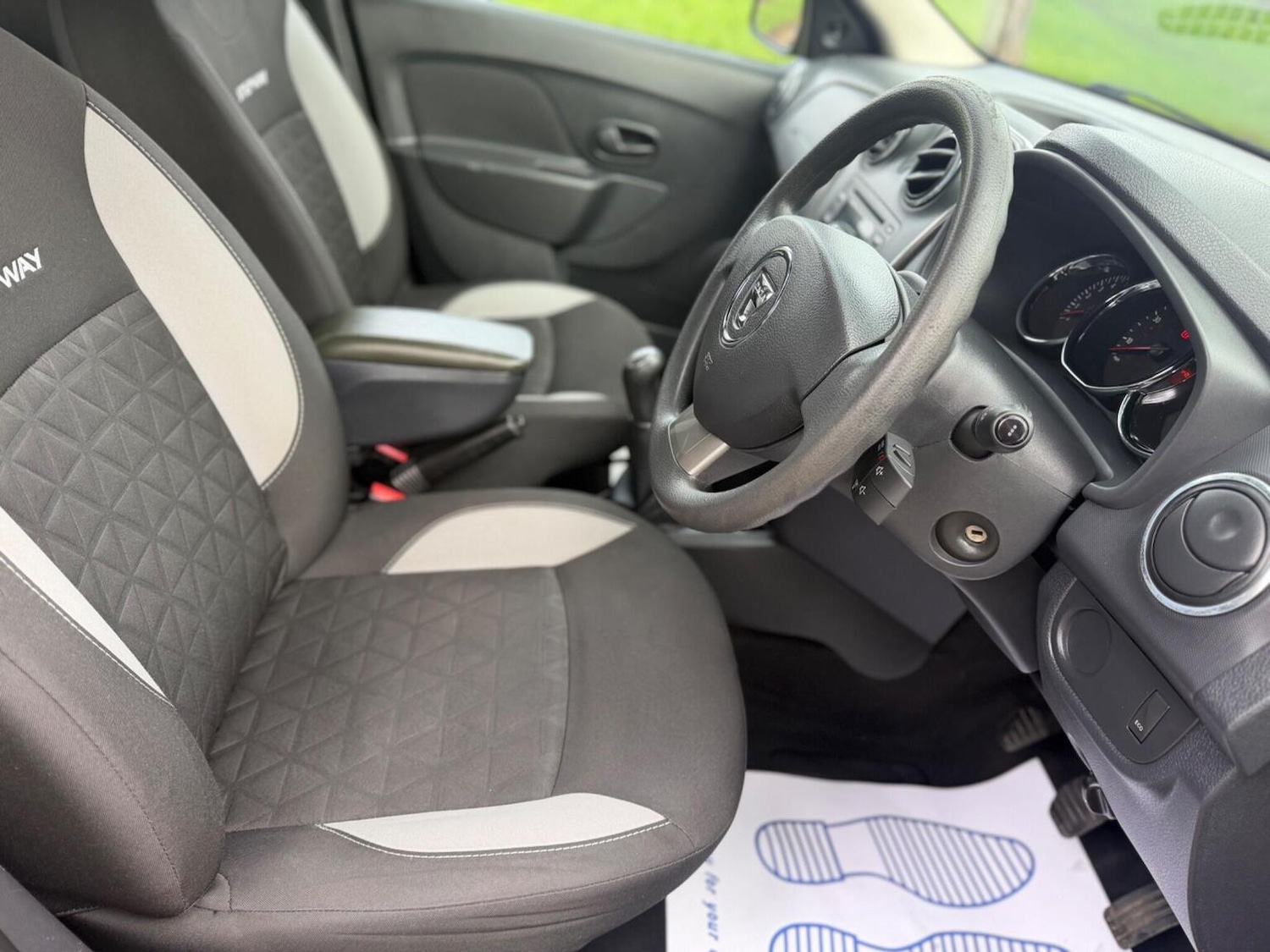 Used Dacia Sandero Stepway 2014 for sale - 77482261: Photo 16