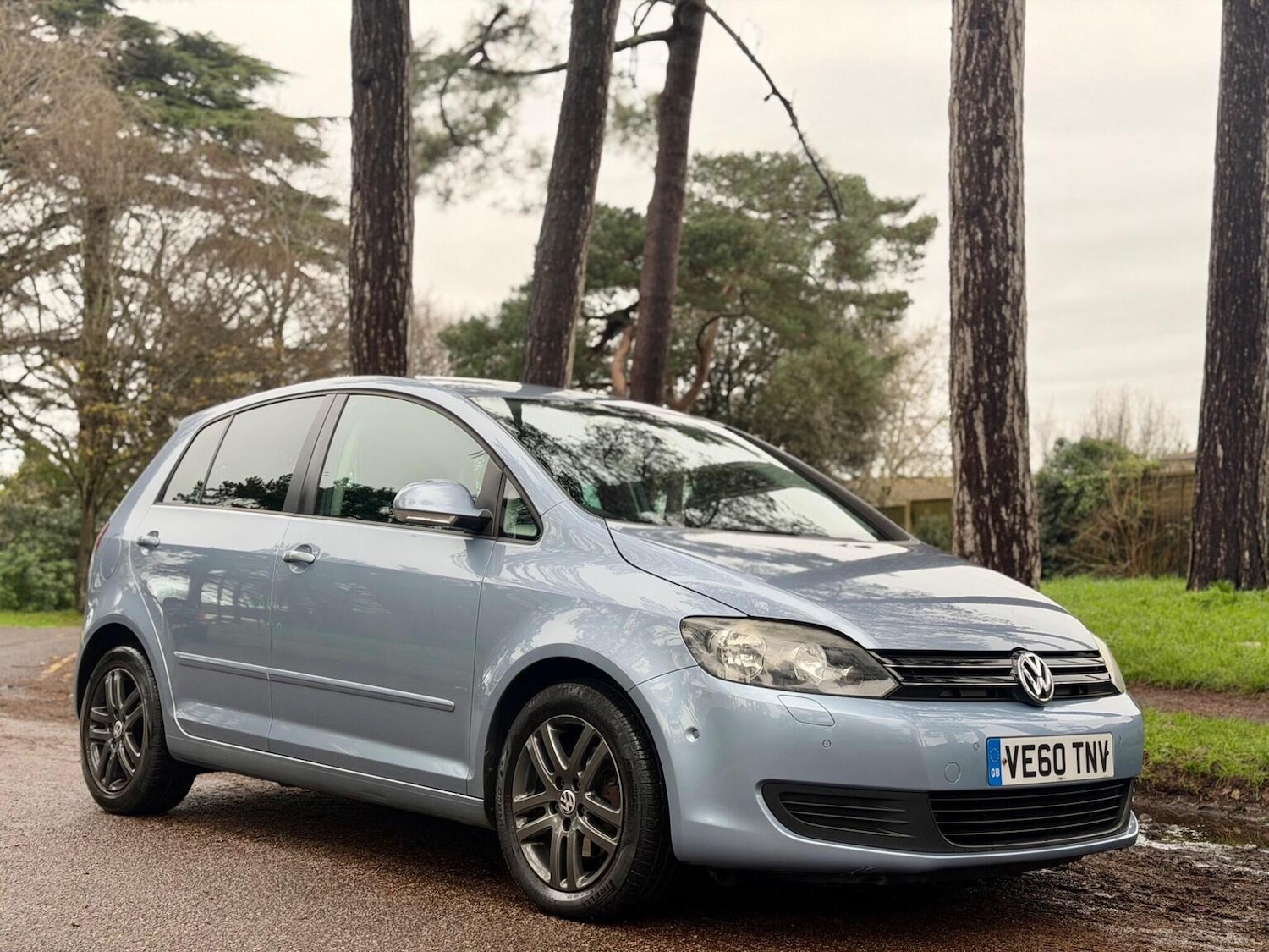 Used Volkswagen Golf Plus 2011 for sale - 76968573: Photo 1