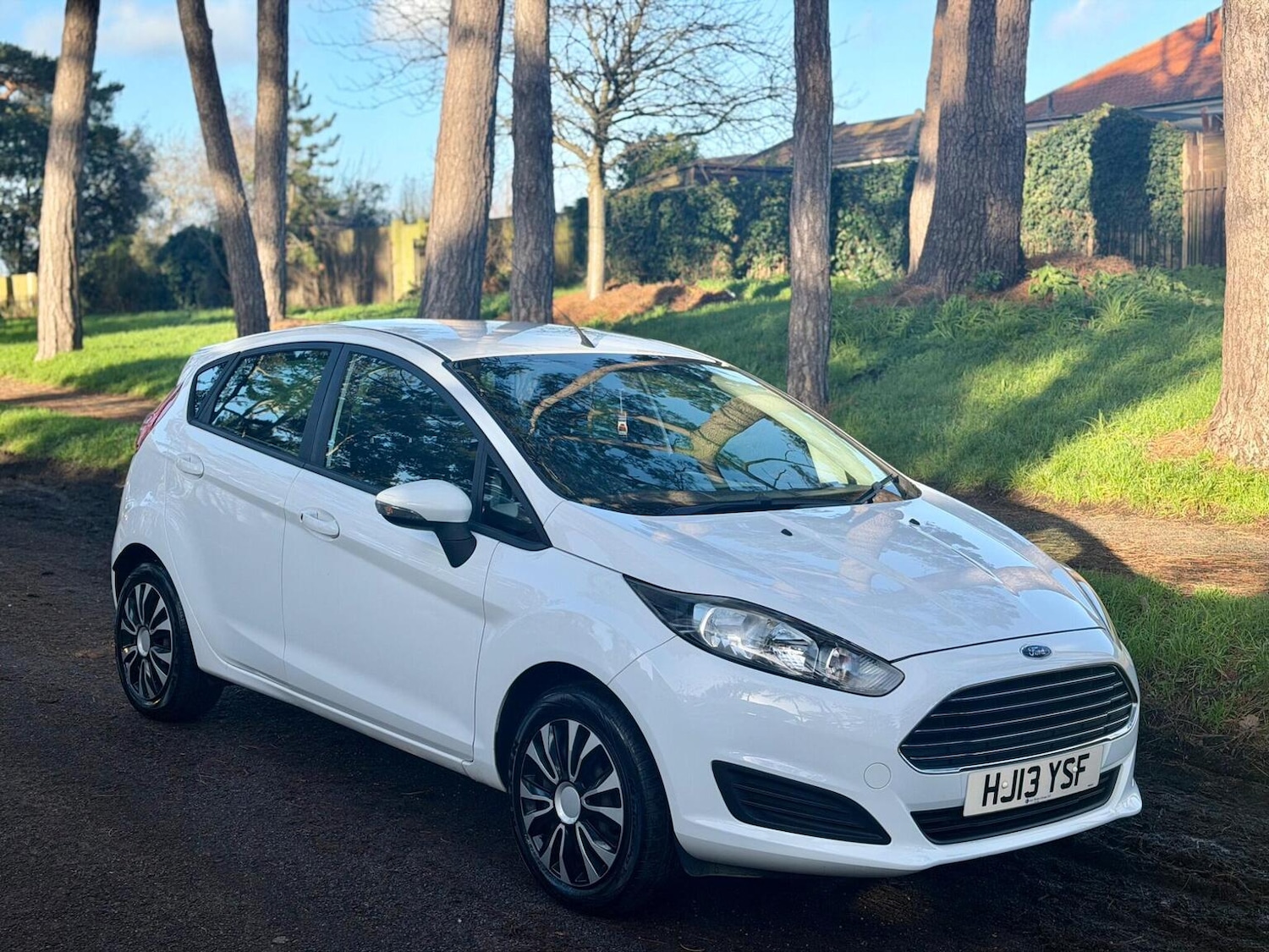 Used Ford Fiesta 2013 for sale - 76940074: Photo 2