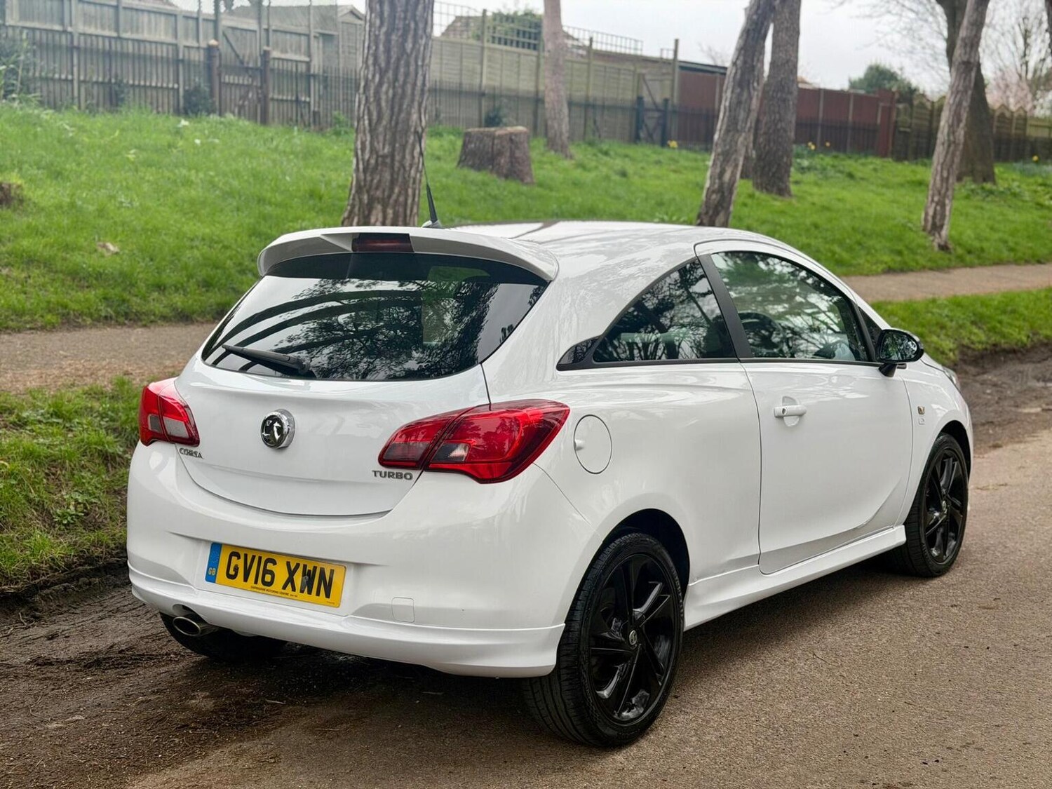 Used Vauxhall Corsa 2016 for sale - 77687652: Photo 10