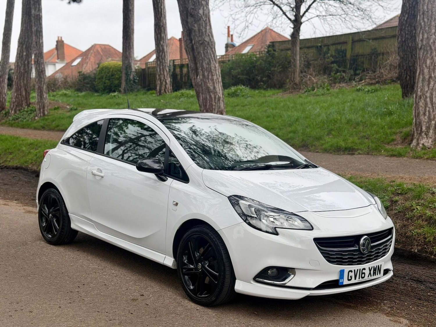Used Vauxhall Corsa 2016 for sale - 77687652: Photo 2