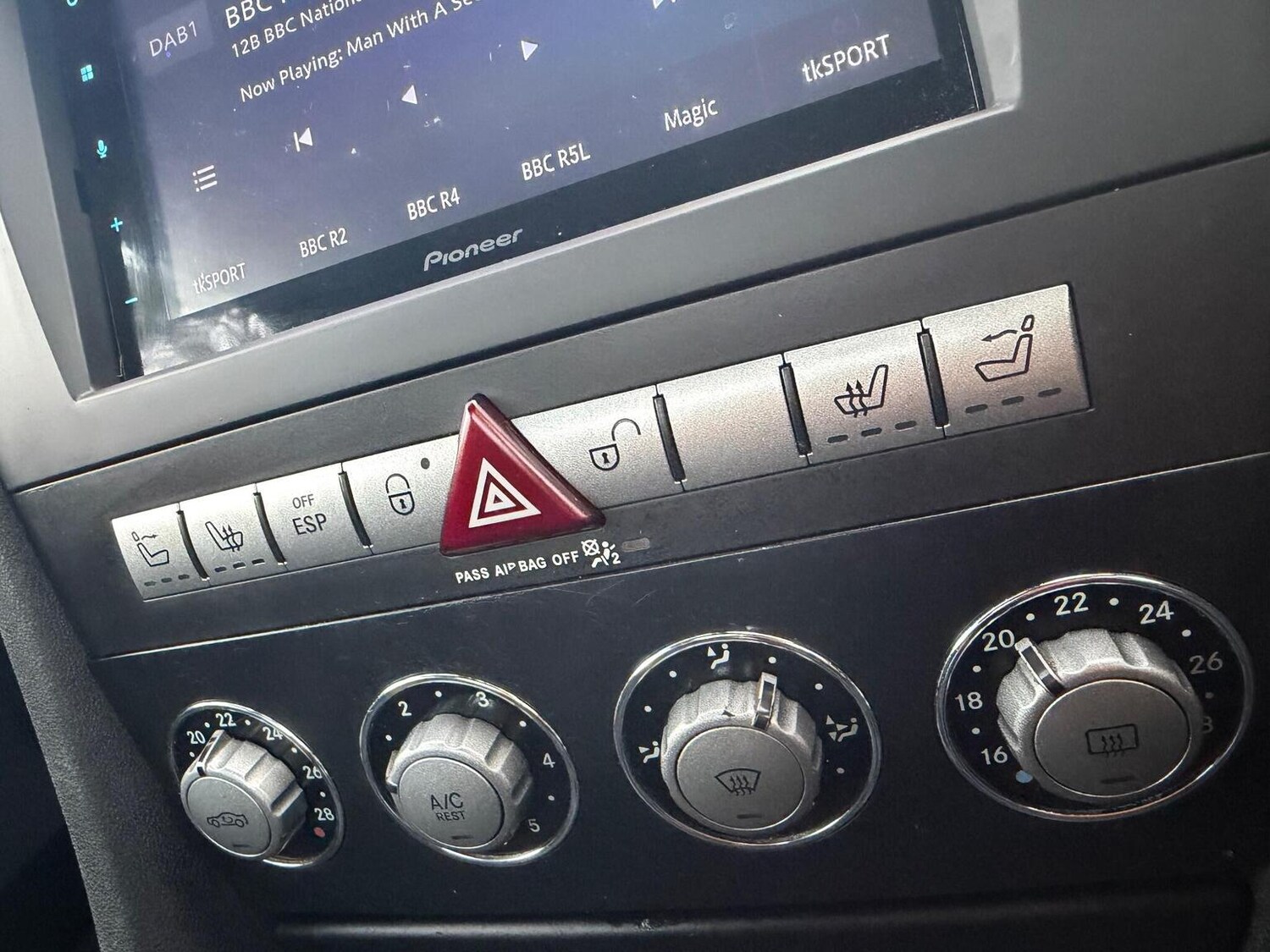 Used Mercedes-Benz SLK 2005 for sale - 76744124: Photo 22