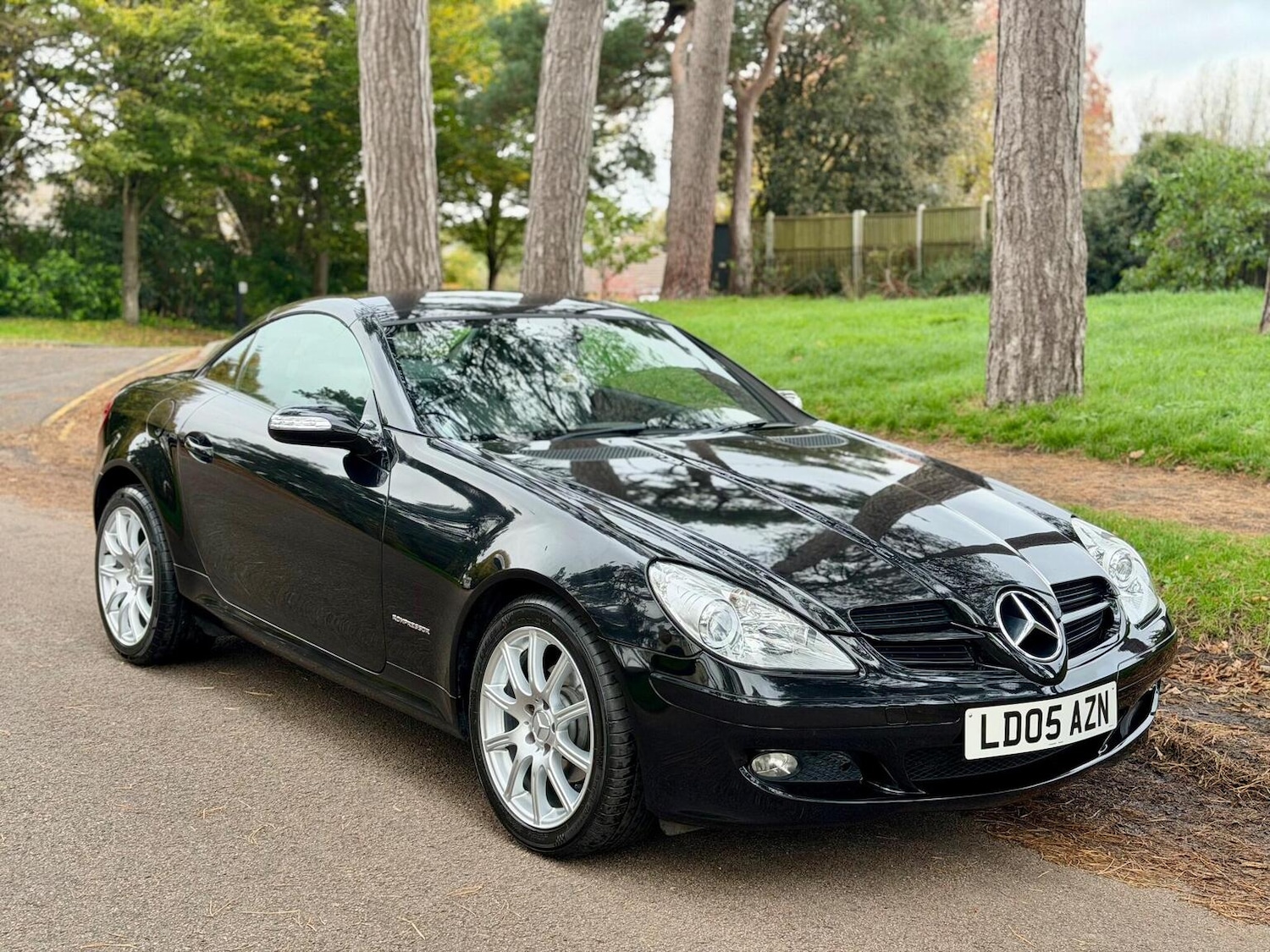 Used Mercedes-Benz SLK 2005 for sale - 76744124: Photo 3