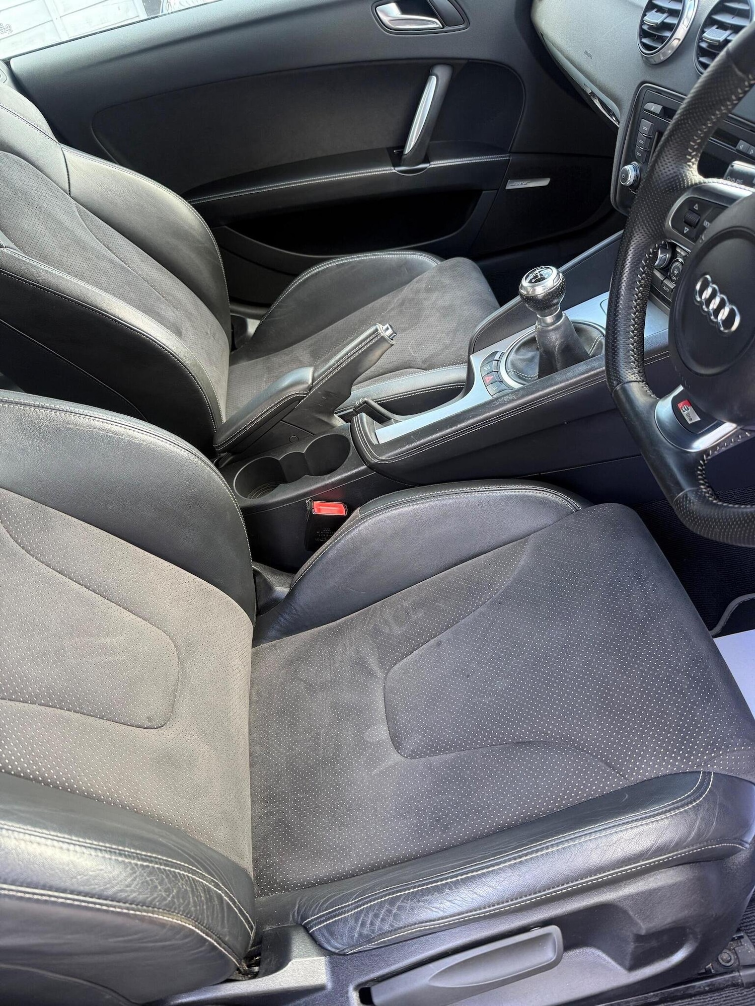 Used Audi TT 2009 for sale - 76744137: Photo 15