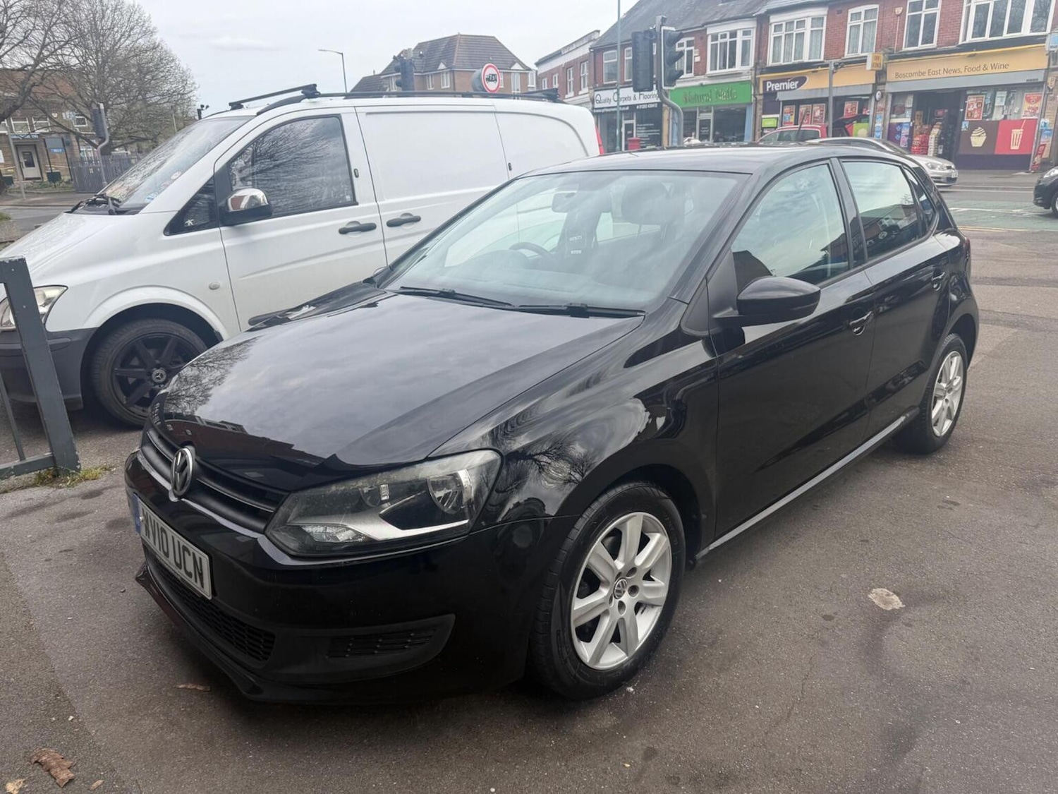 Used Volkswagen Polo 2010 for sale - 78190621: Photo 2