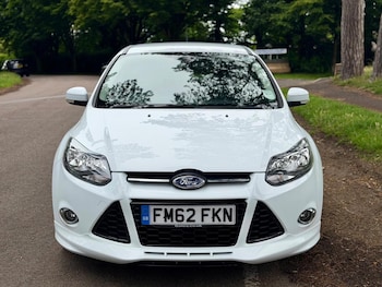 Used Ford Focus 2013 for sale - 78932404: Photo
