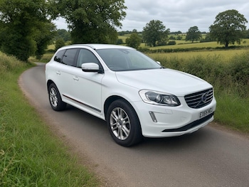 Used Volvo XC60 2015 for sale - 79564057: Photo