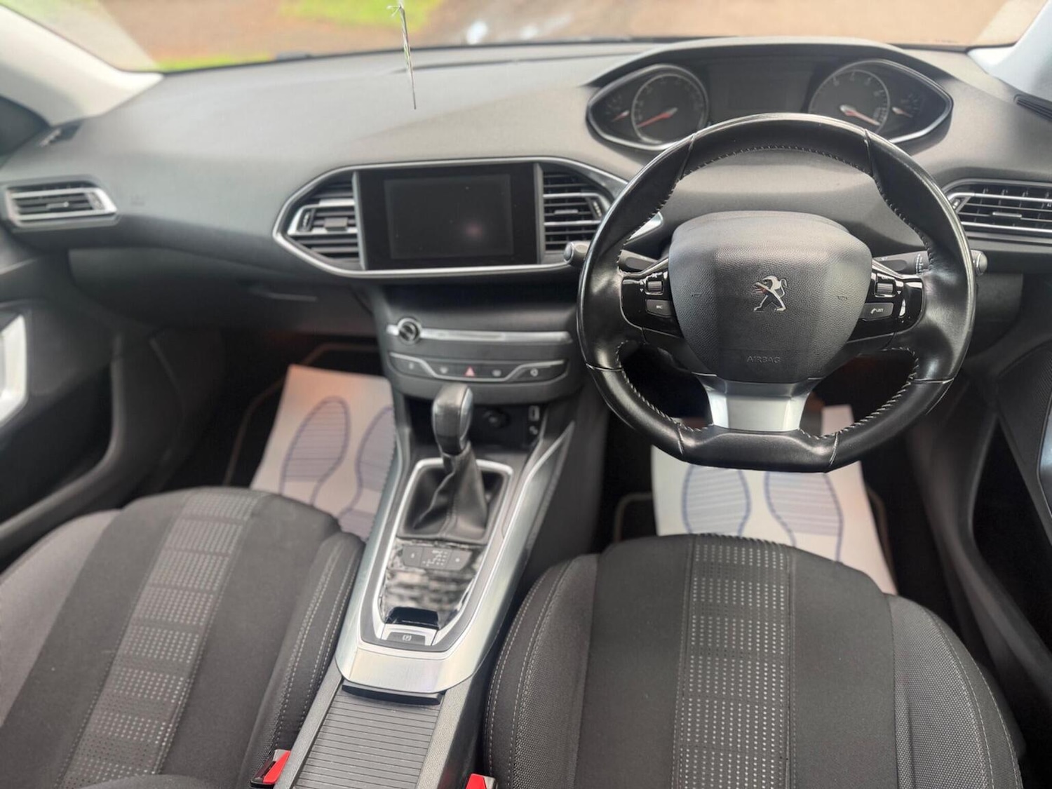 Used Peugeot 308 2015 for sale - 77271001: Photo 14