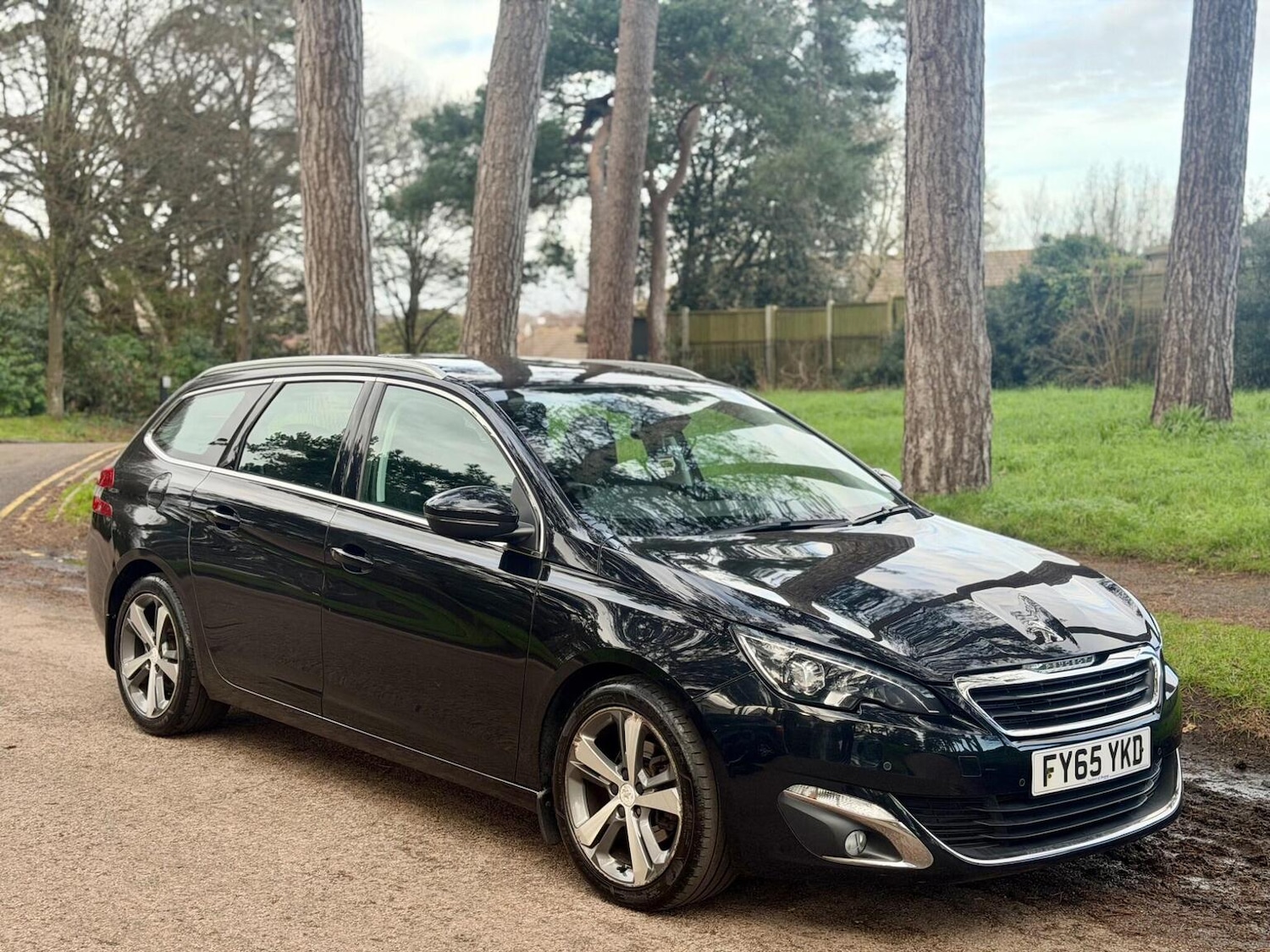 Used Peugeot 308 2015 for sale - 77271001: Photo 3