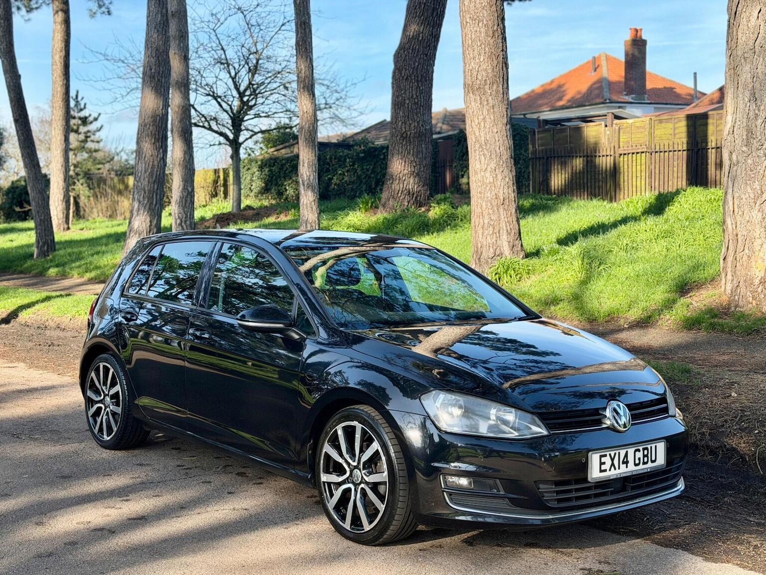 Used Volkswagen Golf 2014 for sale - 77662243: Photo 2