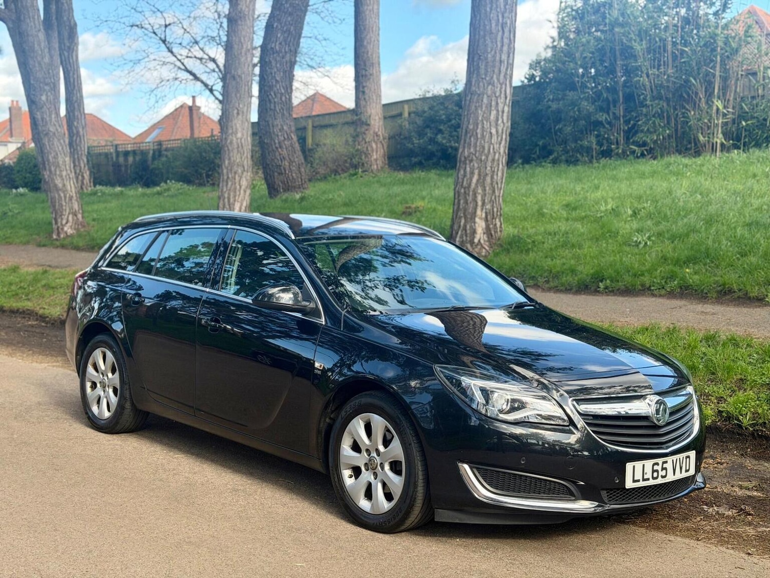 Used Vauxhall Insignia 2015 for sale - 77931299: Photo 2