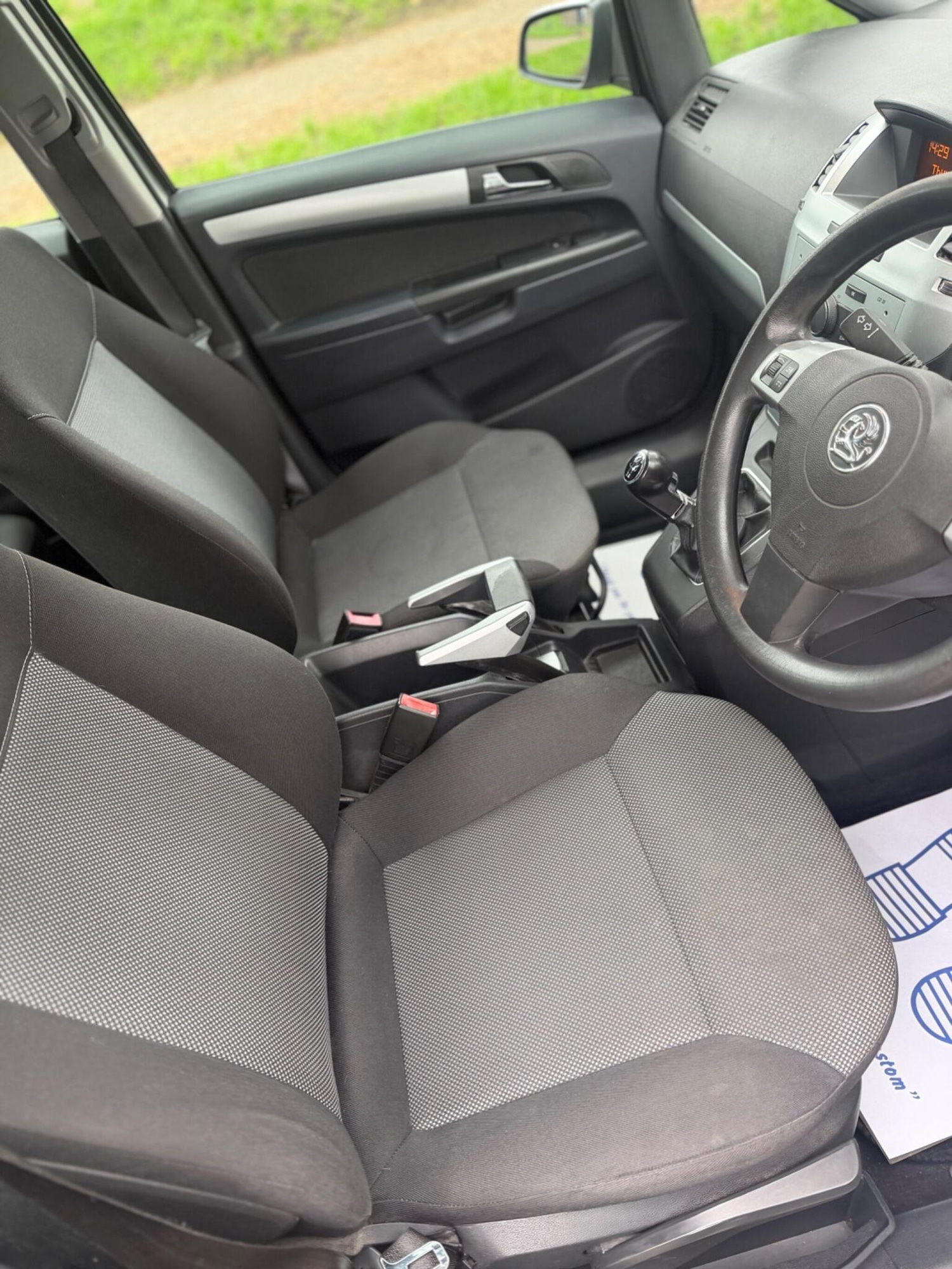 Used Vauxhall Zafira 2009 for sale - 77687662: Photo 14