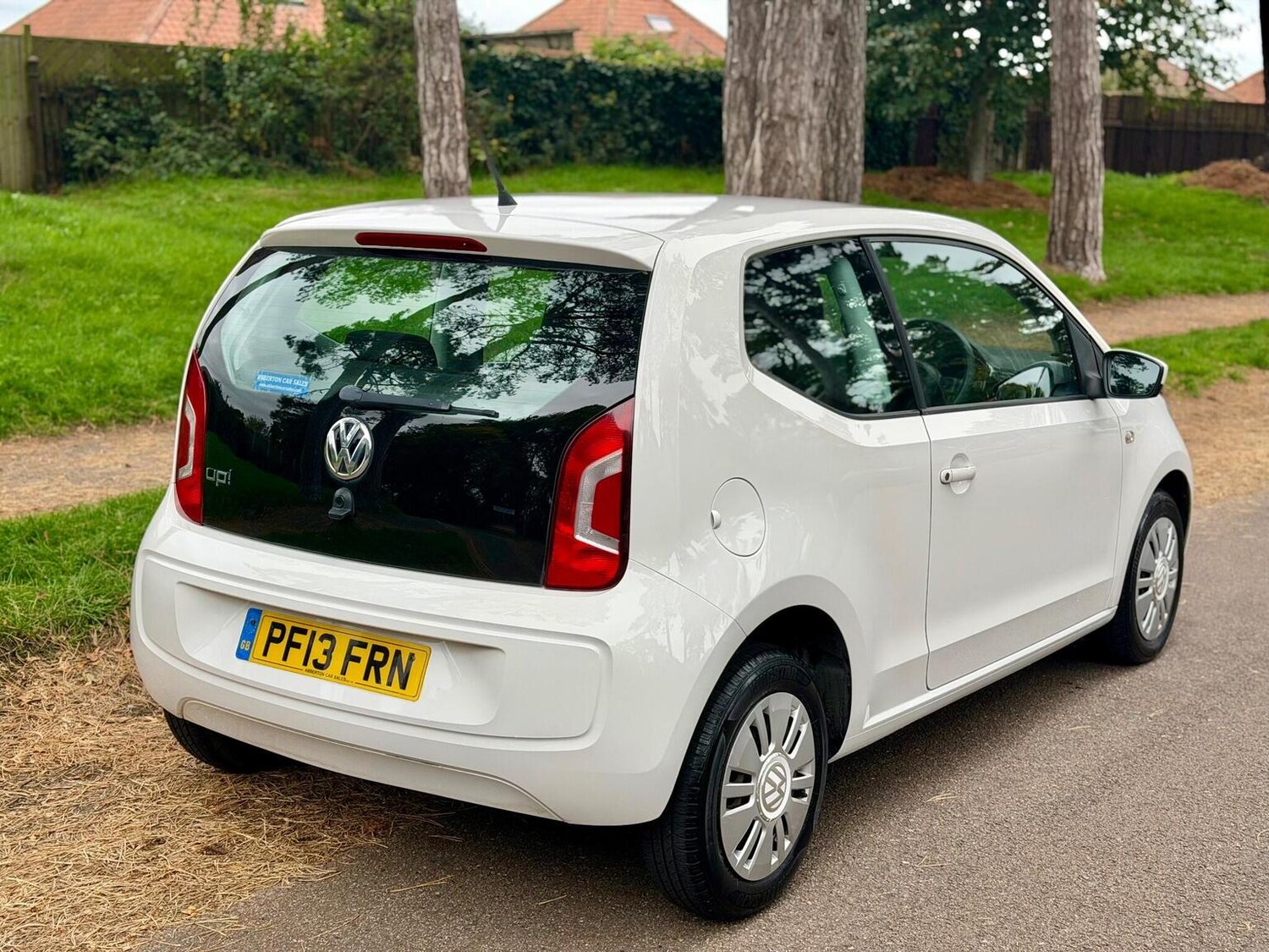 Used Volkswagen up! 2013 for sale - 76744131: Photo 10