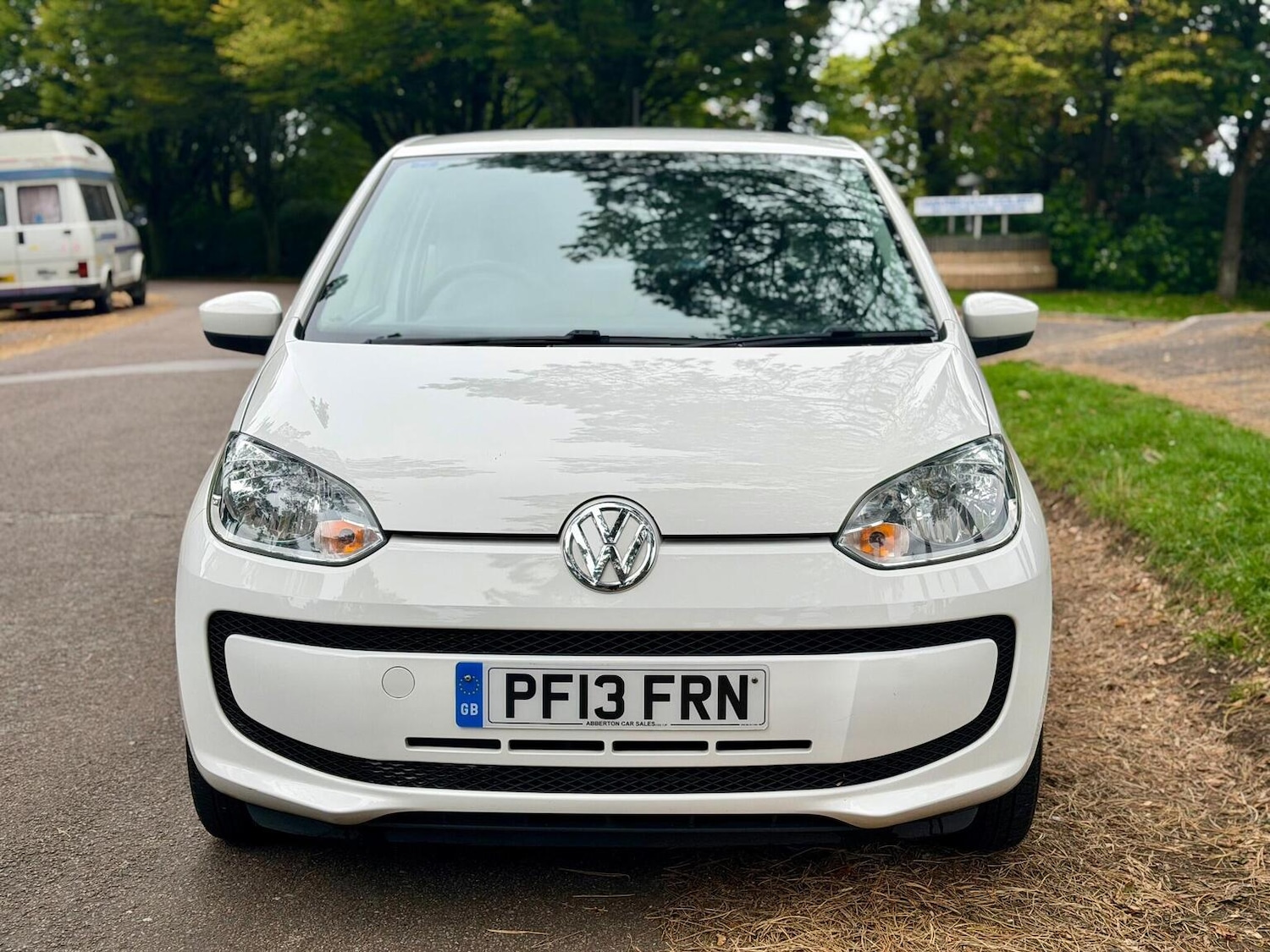 Used Volkswagen up! 2013 for sale - 76744131: Photo 3