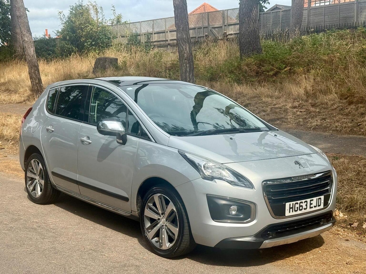 Used Peugeot 3008 2014 for sale - 76744143: Photo 2