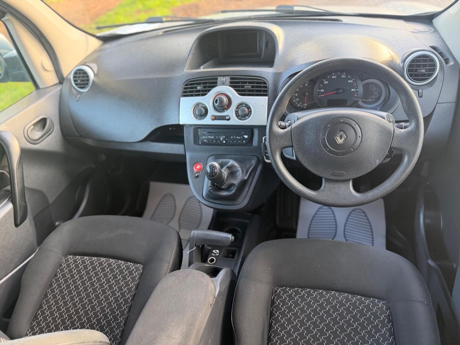 Used Renault Kangoo Maxi 2011 for sale - 77135876: Photo 16