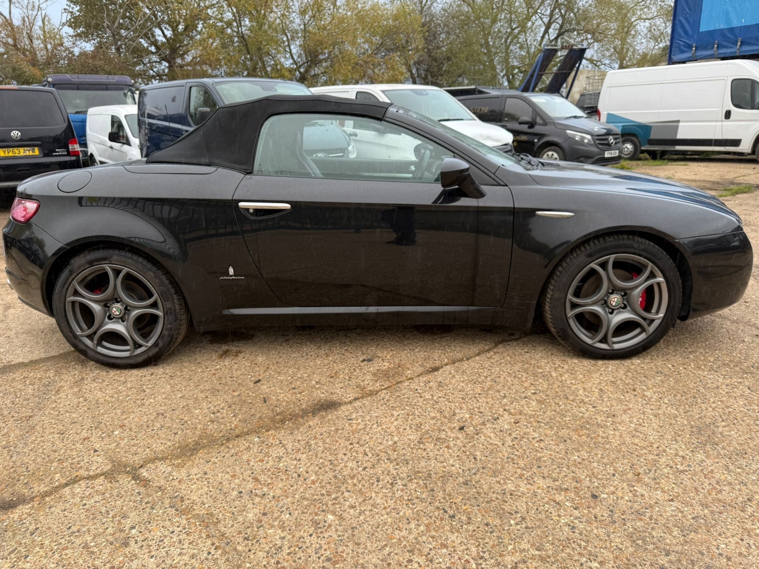 Used Alfa Romeo Spider 2009 for sale - 76534073: Photo 2