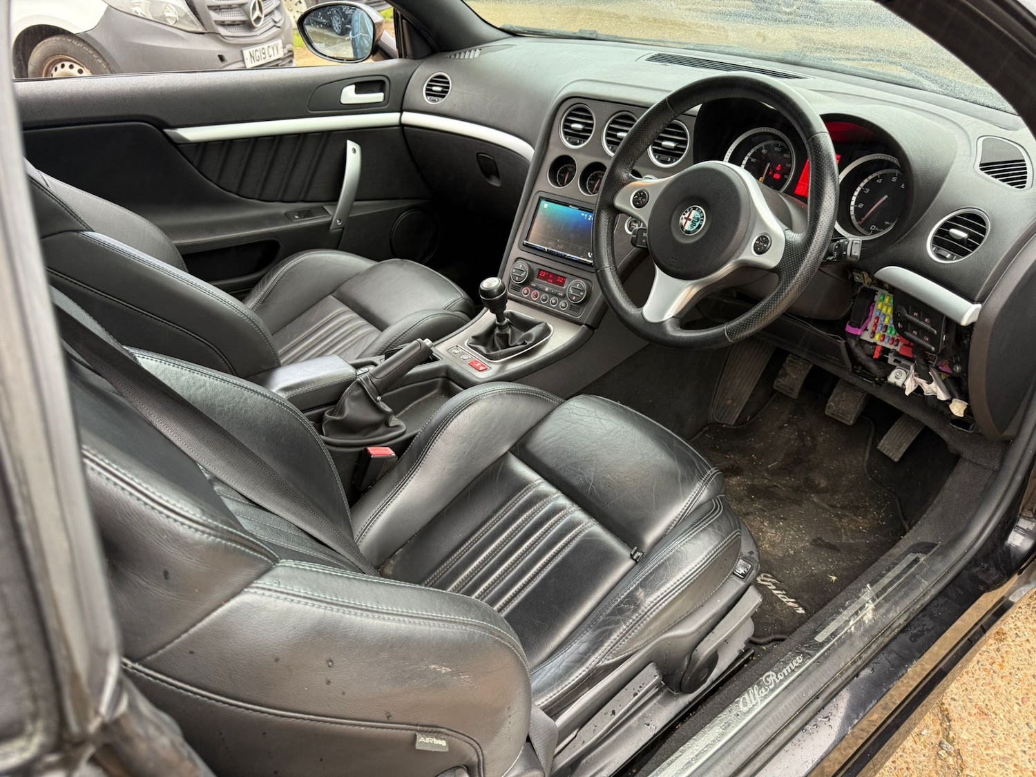 Used Alfa Romeo Spider 2009 for sale - 76534073: Photo 8