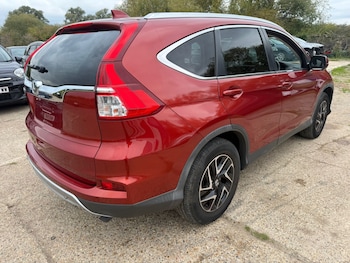 Used Honda CR-V 2018 for sale - 76113971: Photo