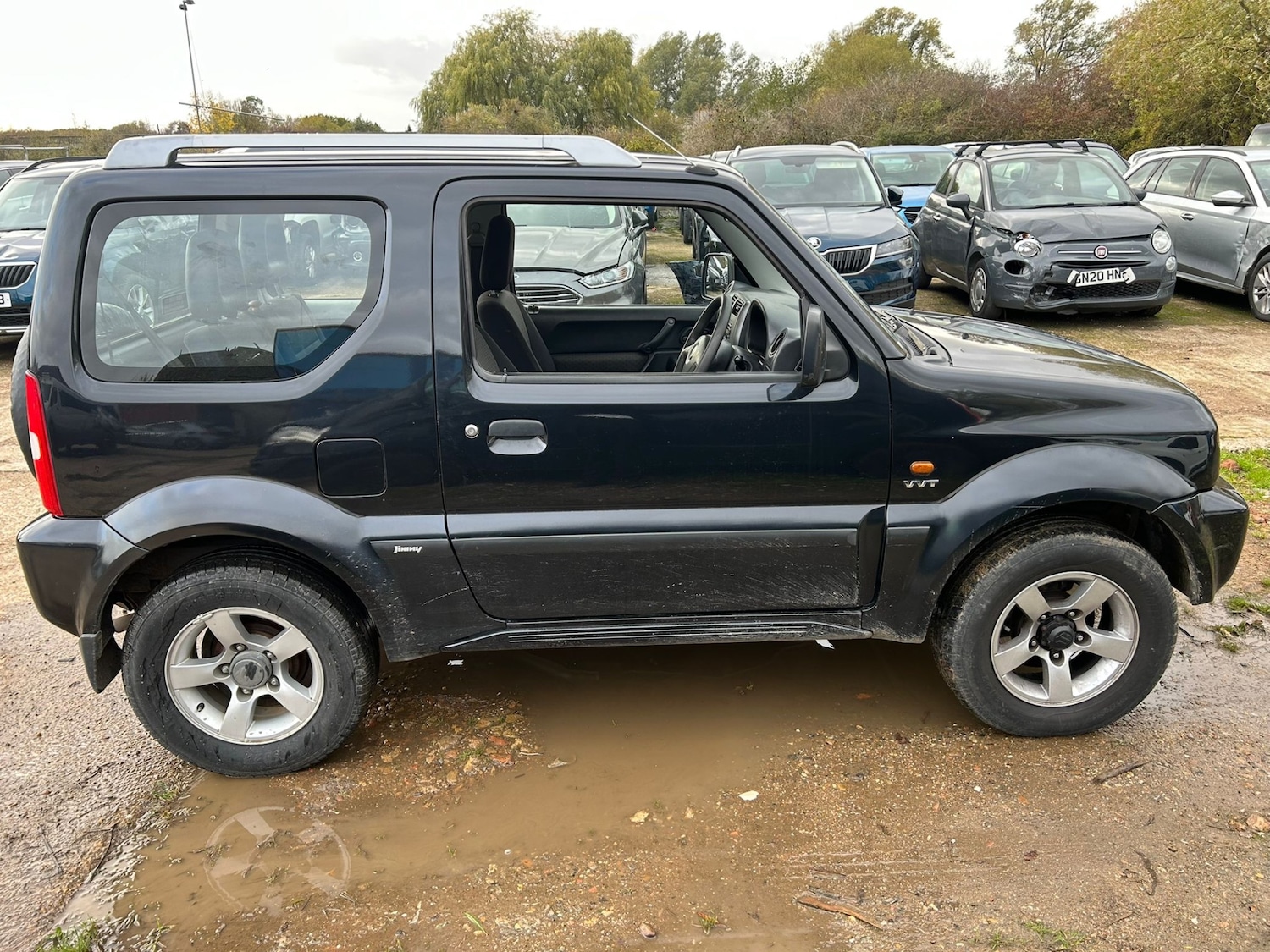 Used Suzuki Jimny 2005 for sale - 76488461: Photo 2