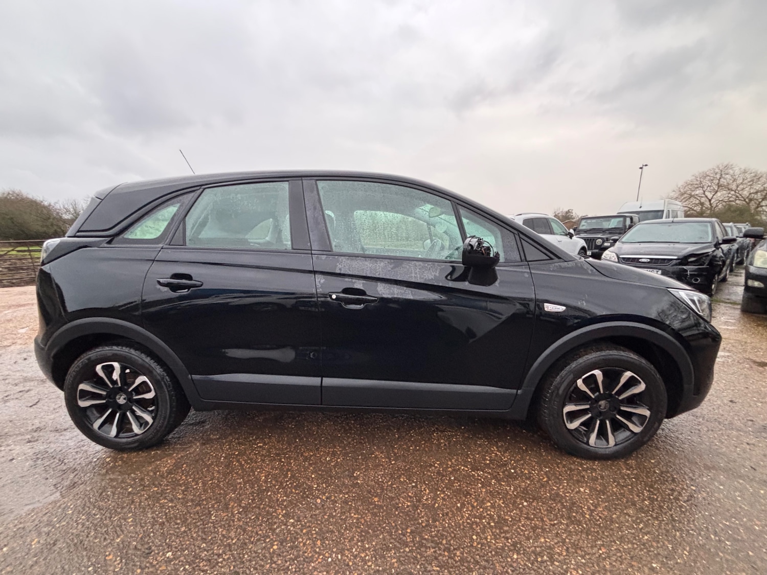 Used Vauxhall Crossland 2021 for sale - 76808394: Photo 2