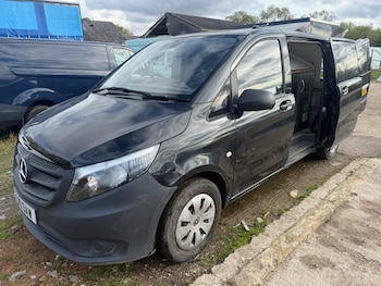 2019 (19) - 111CDI Van Coffee Van Accident Damaged Salvage