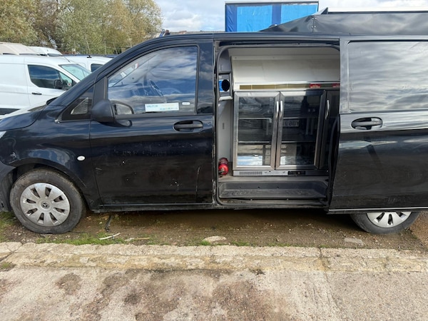 Used Mercedes-Benz Vito 2019 for sale - 76332079: Photo 2