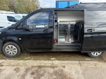 Used Mercedes-Benz Vito 2019 for sale - 76332079: Photo 2