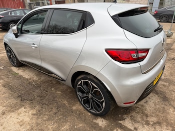 Used Renault Clio 2019 for sale - 77064184: Photo