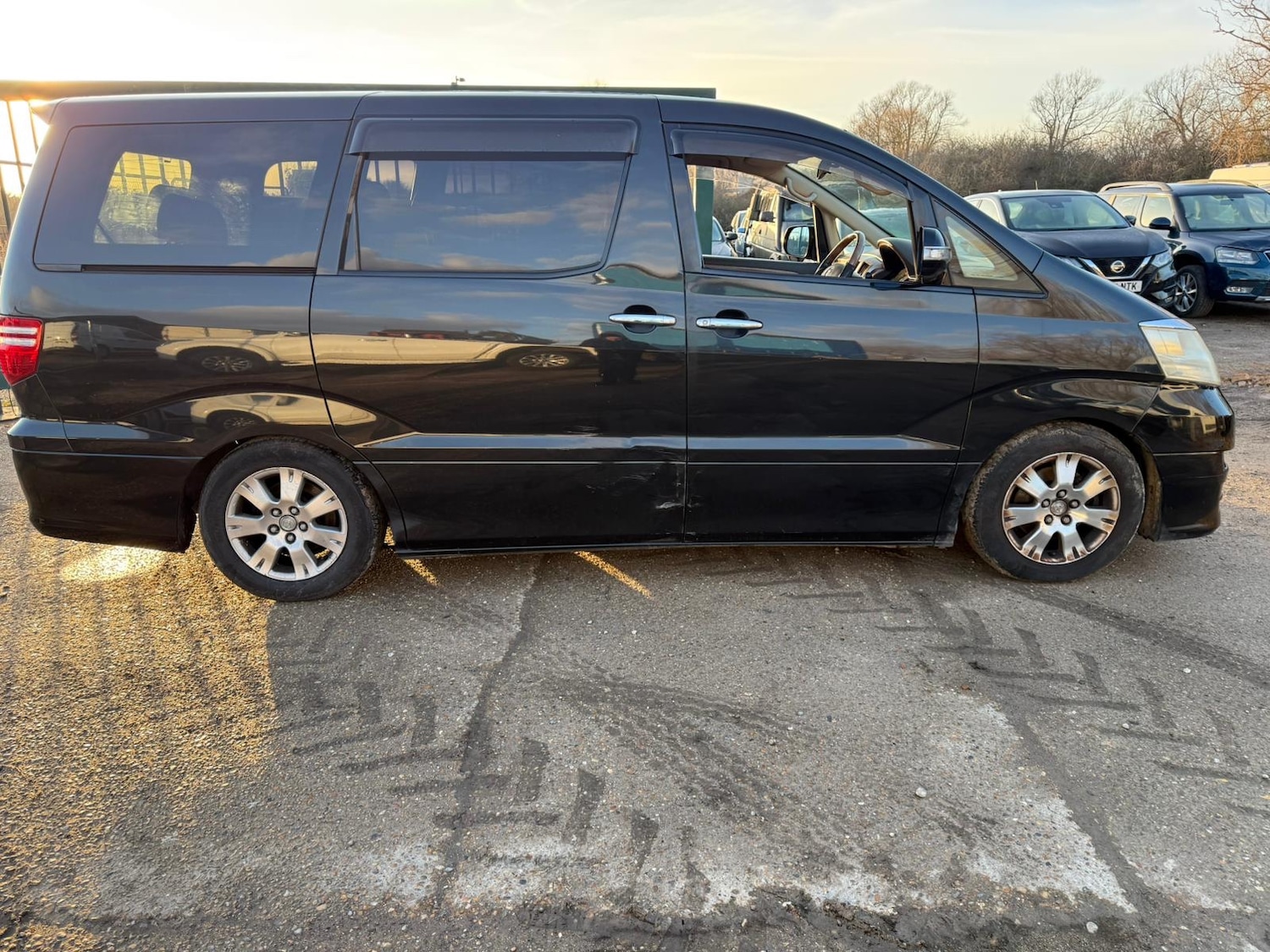 Used Toyota Alphard 2018 for sale - 77328671: Photo 2
