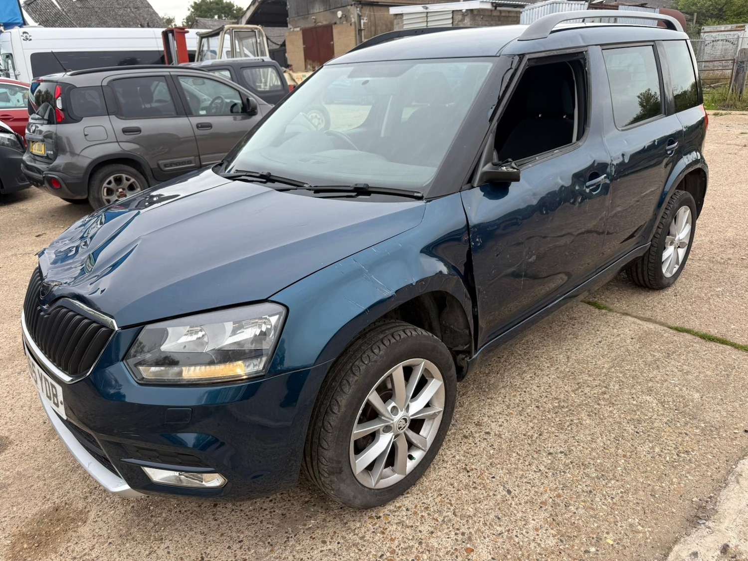 Used Skoda Yeti 2015 for sale - 77280655: Photo 7