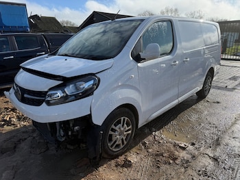Vauxhall Vivaro feature image