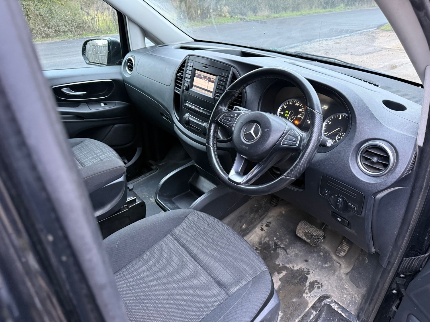 Used Mercedes-Benz Vito 2016 for sale - 77420489: Photo 9