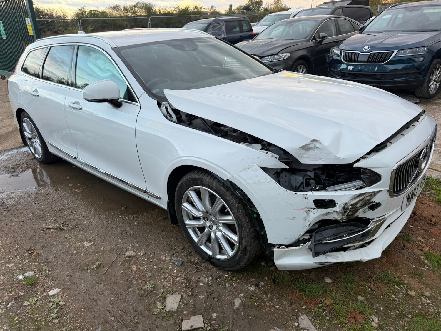 Used Volvo V90 2017 for sale - 76340124: Photo 6