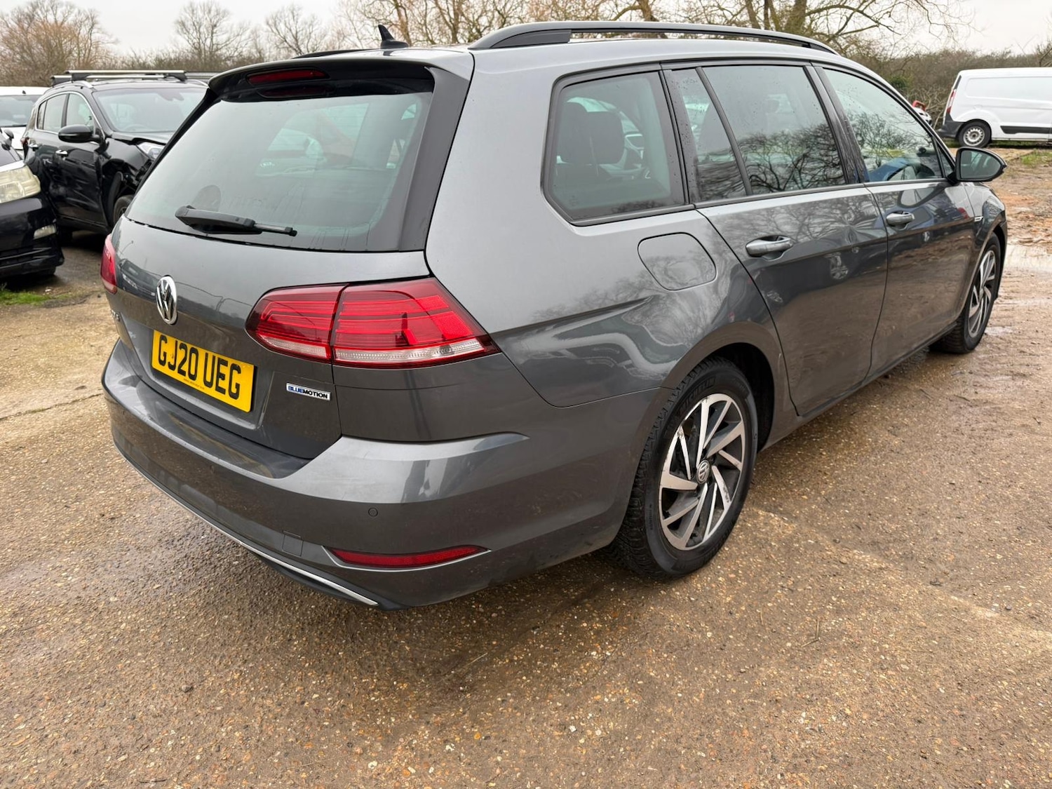 Used Volkswagen Golf 2020 for sale - 77634377: Photo 3
