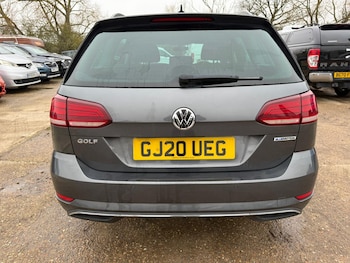 Used Volkswagen Golf 2020 for sale - 77634377: Photo
