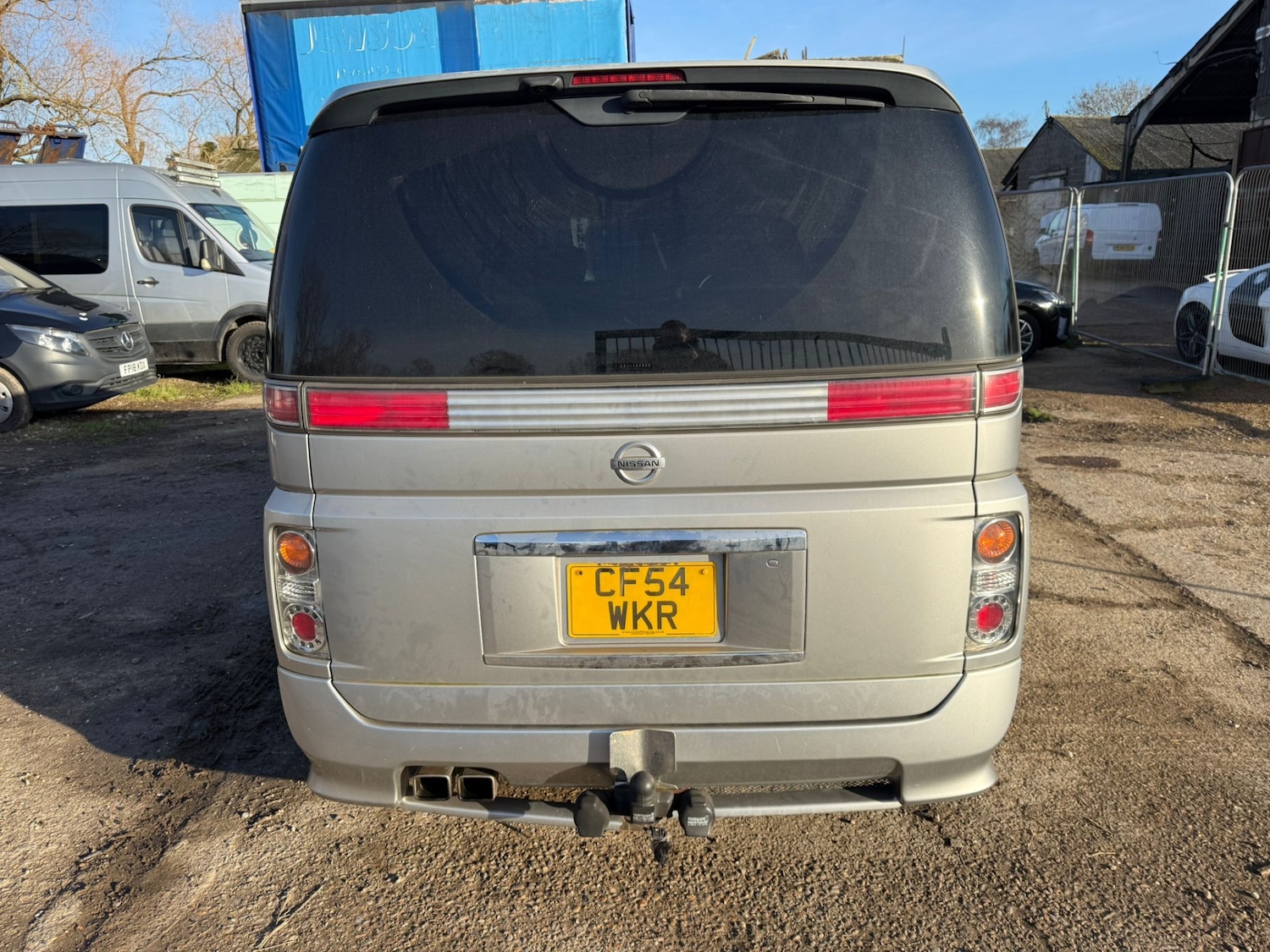 Used Nissan Elgrand 2018 for sale - 76963710: Photo 4