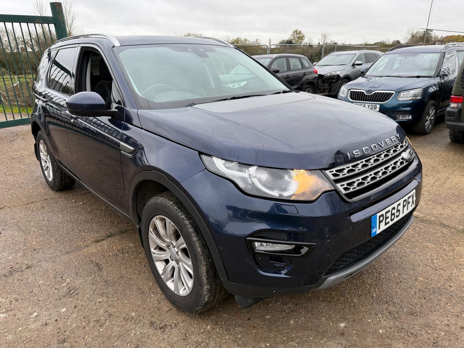 Used Land Rover Discovery Sport 2015 for sale - 76735644: Photo 1