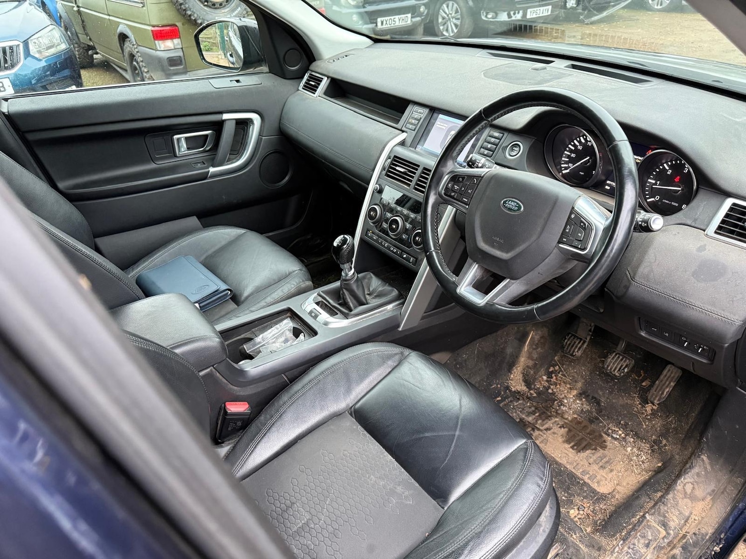 Used Land Rover Discovery Sport 2015 for sale - 76735644: Photo 11