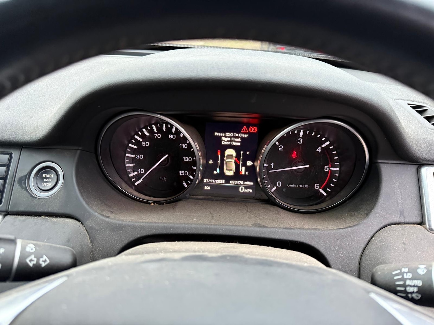 Used Land Rover Discovery Sport 2015 for sale - 76735644: Photo 12