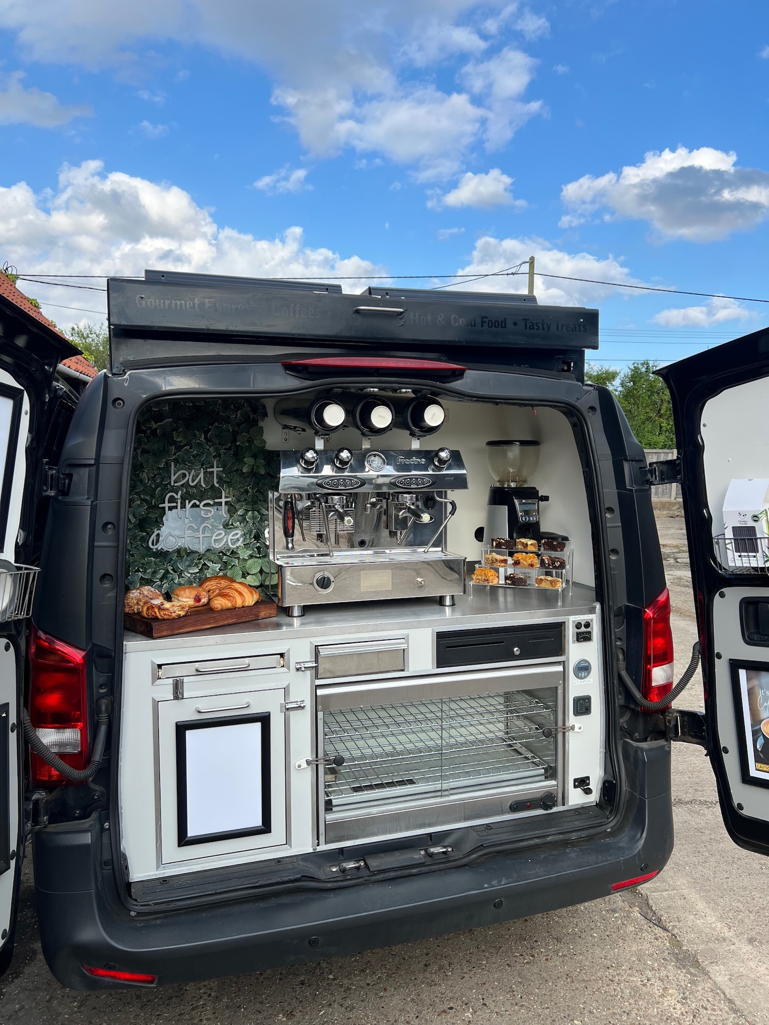 Used Mercedes-Benz Vito 2018 for sale - 76331156: Photo 7