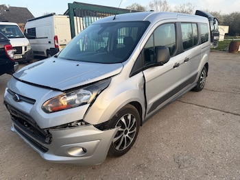 Used Ford Grand Tourneo Connect 2017 for sale - 78452496: Photo