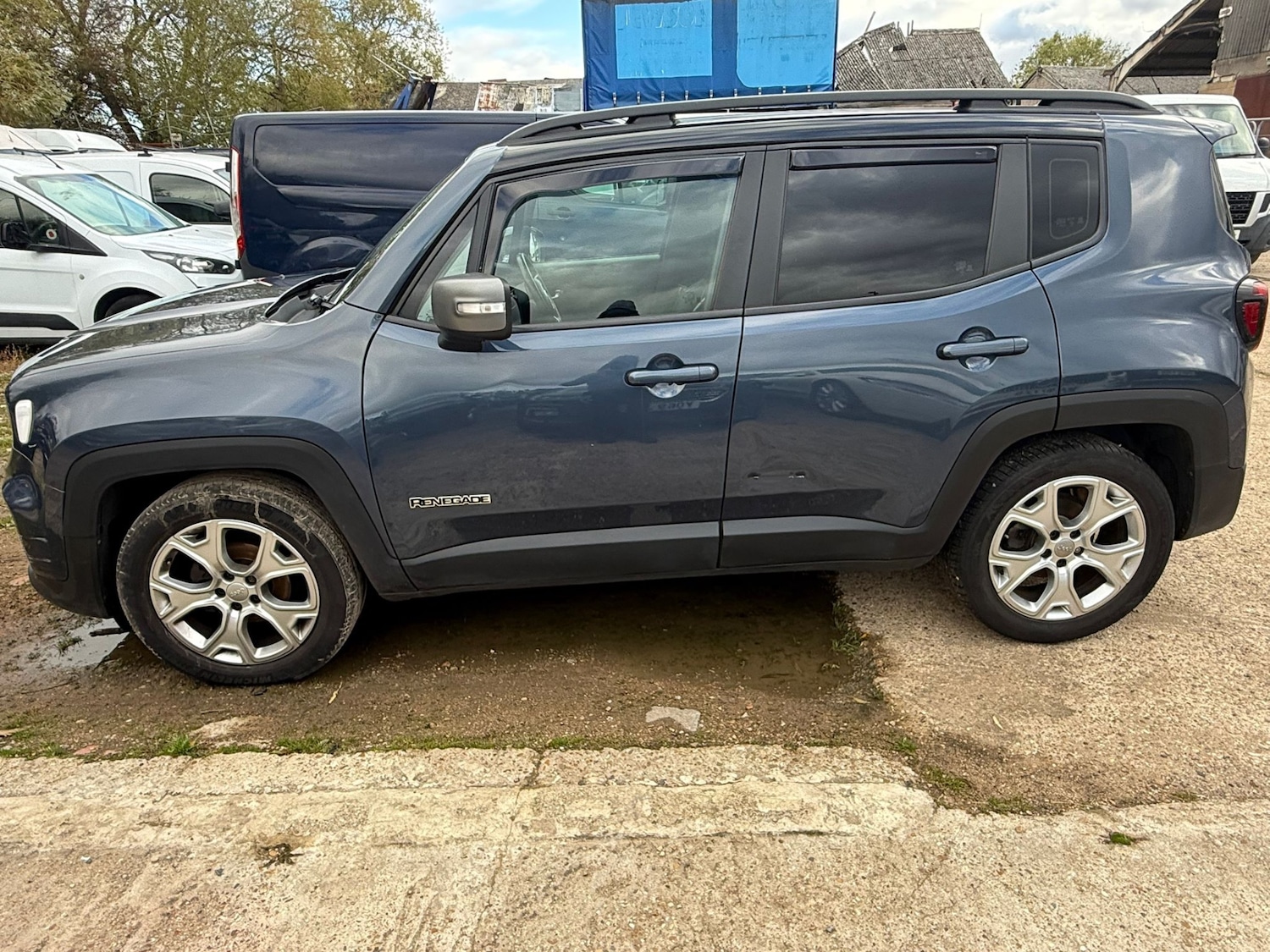 Used Jeep Renegade 2021 for sale - 76391906: Photo 2