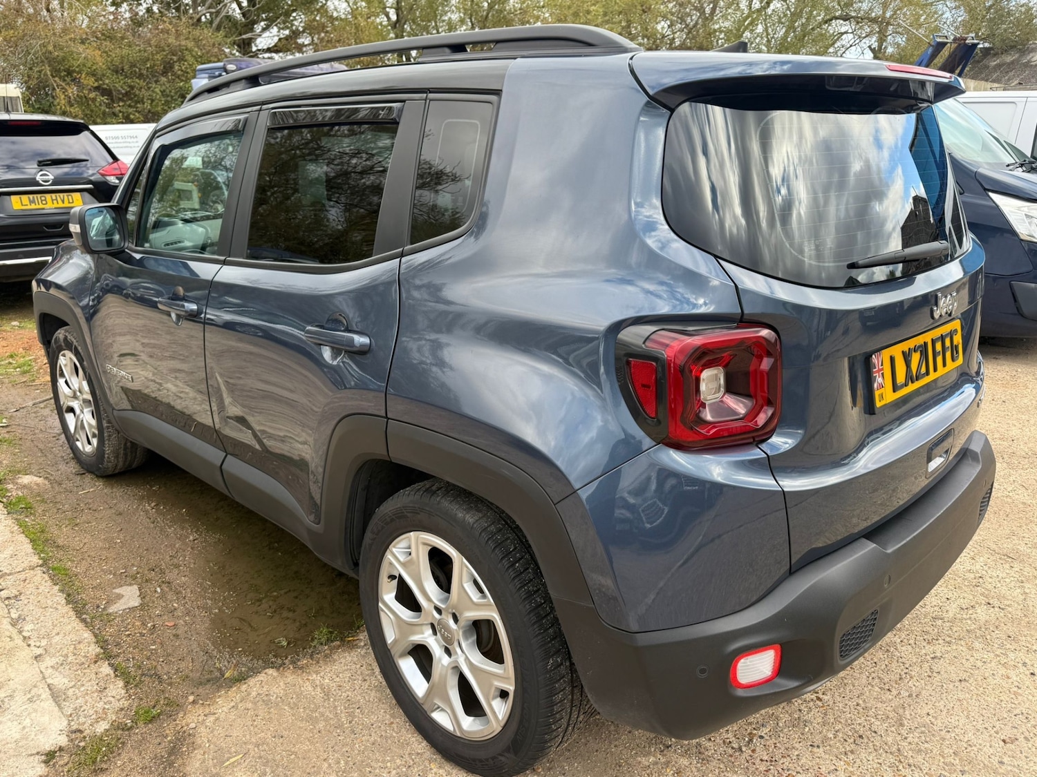 Used Jeep Renegade 2021 for sale - 76391906: Photo 4