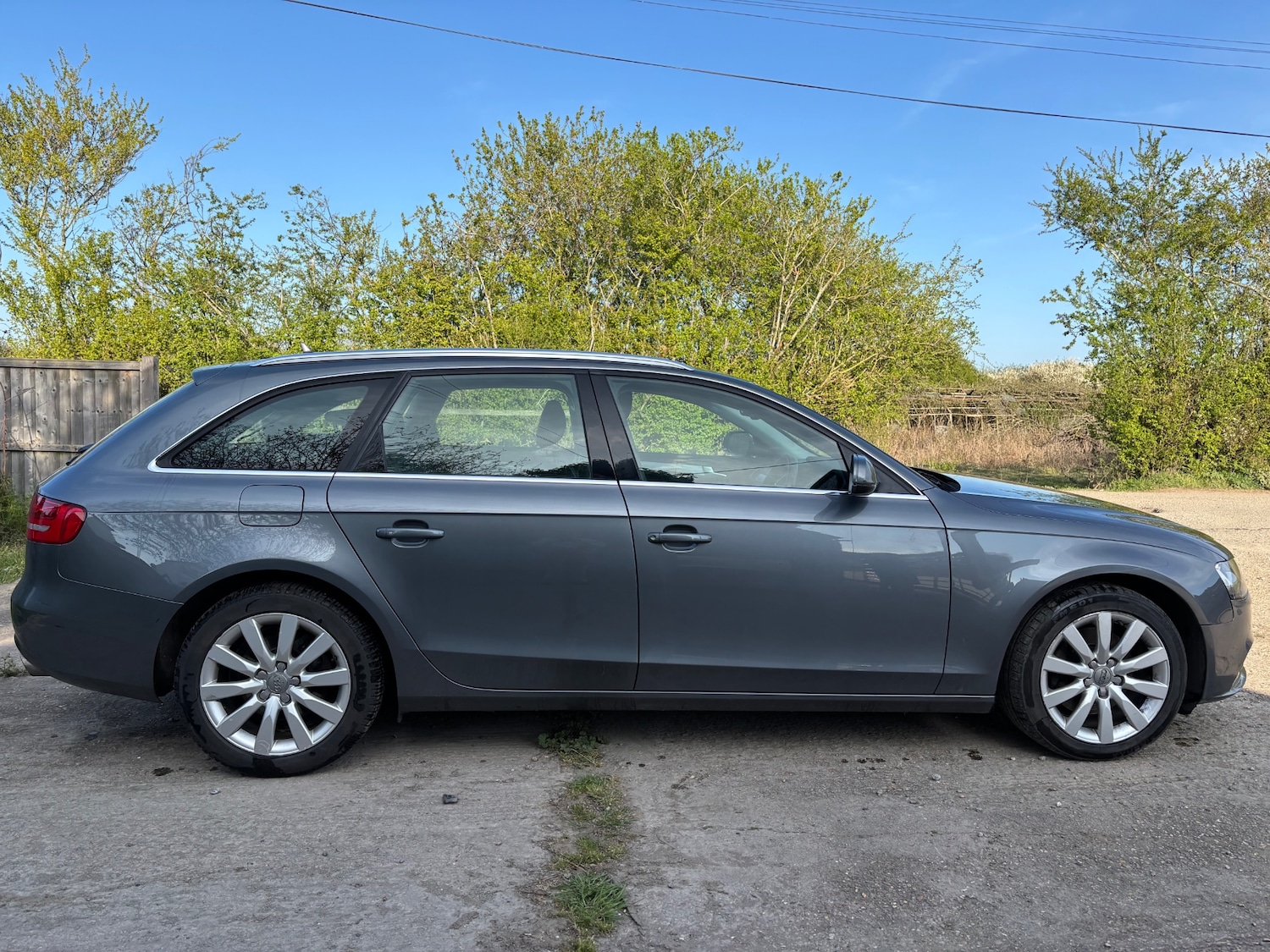 Used Audi A4 2013 for sale - 77148536: Photo 2