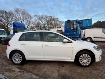 Used Volkswagen Golf 2019 for sale - 73082787: Photo