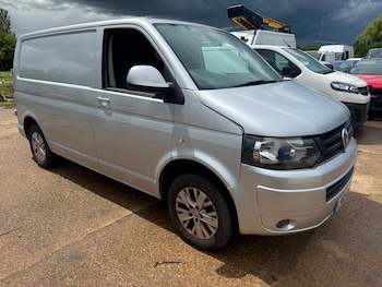 Used Volkswagen Transporter 2015 for sale - 78870352: Photo