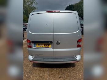 Used Volkswagen Transporter 2015 for sale - 78870352: Photo