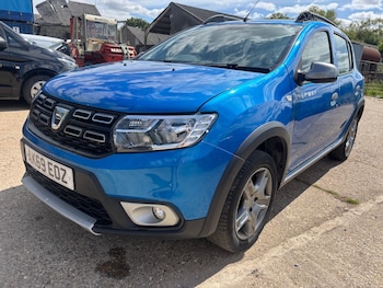 Dacia - Sandero Stepway